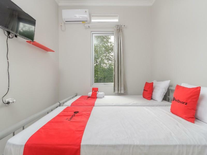 Reddoorz @ Cipete Raya Hotel Jakarta Eksteriør billede